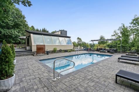 109 Wilrose Lane Troy NY 12180