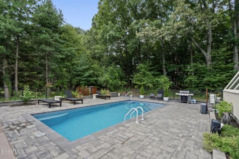 109 Wilrose Lane Troy NY 12180