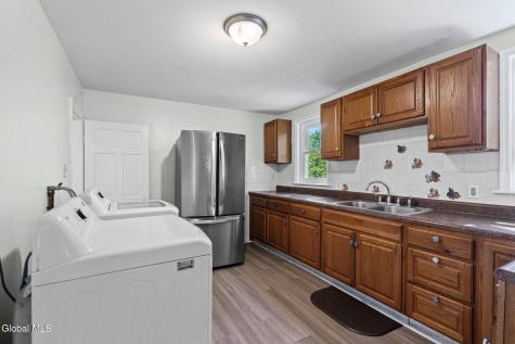 1047 Bridge Street Schenectady NY 12303