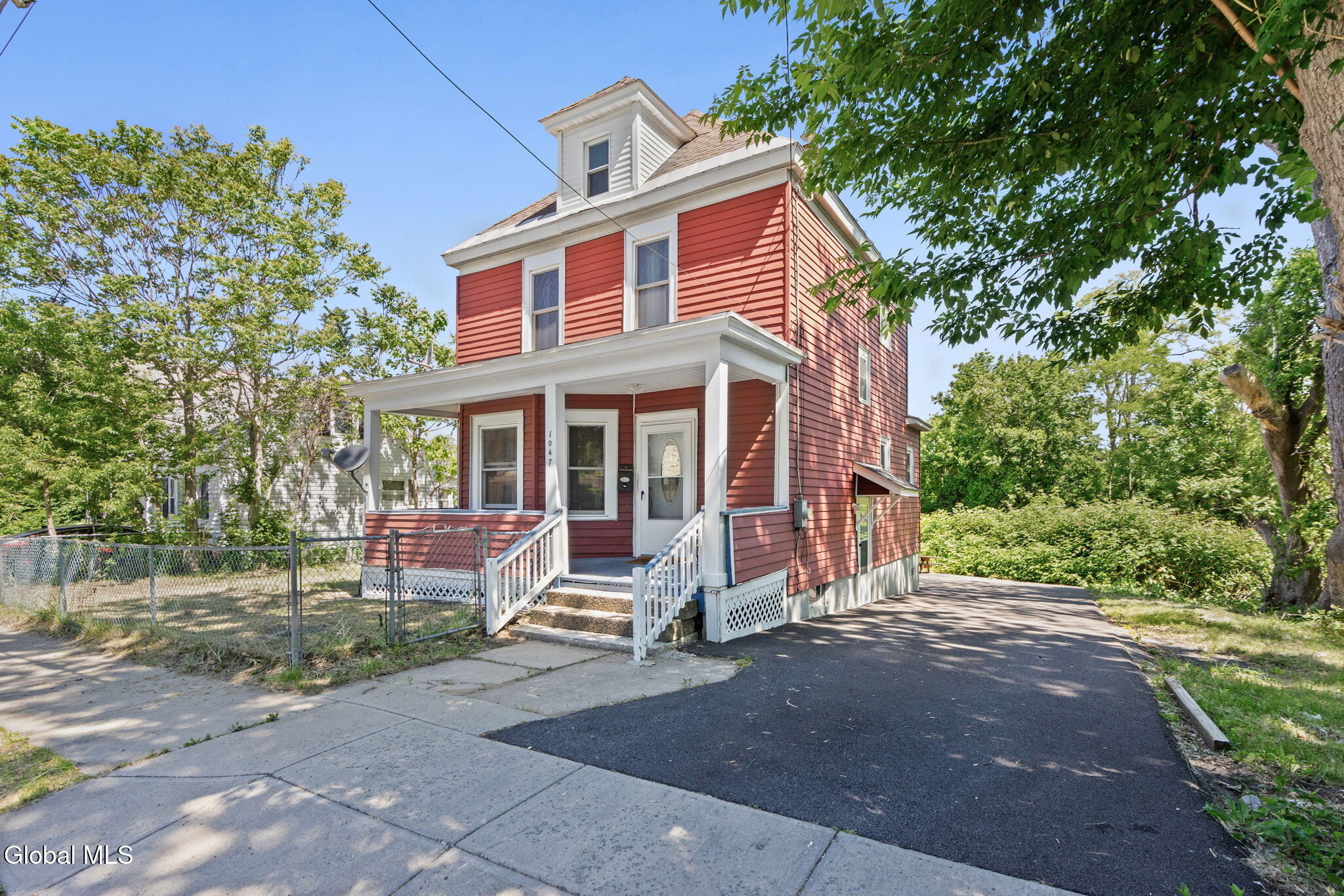 1047 Bridge Street Schenectady NY 12303