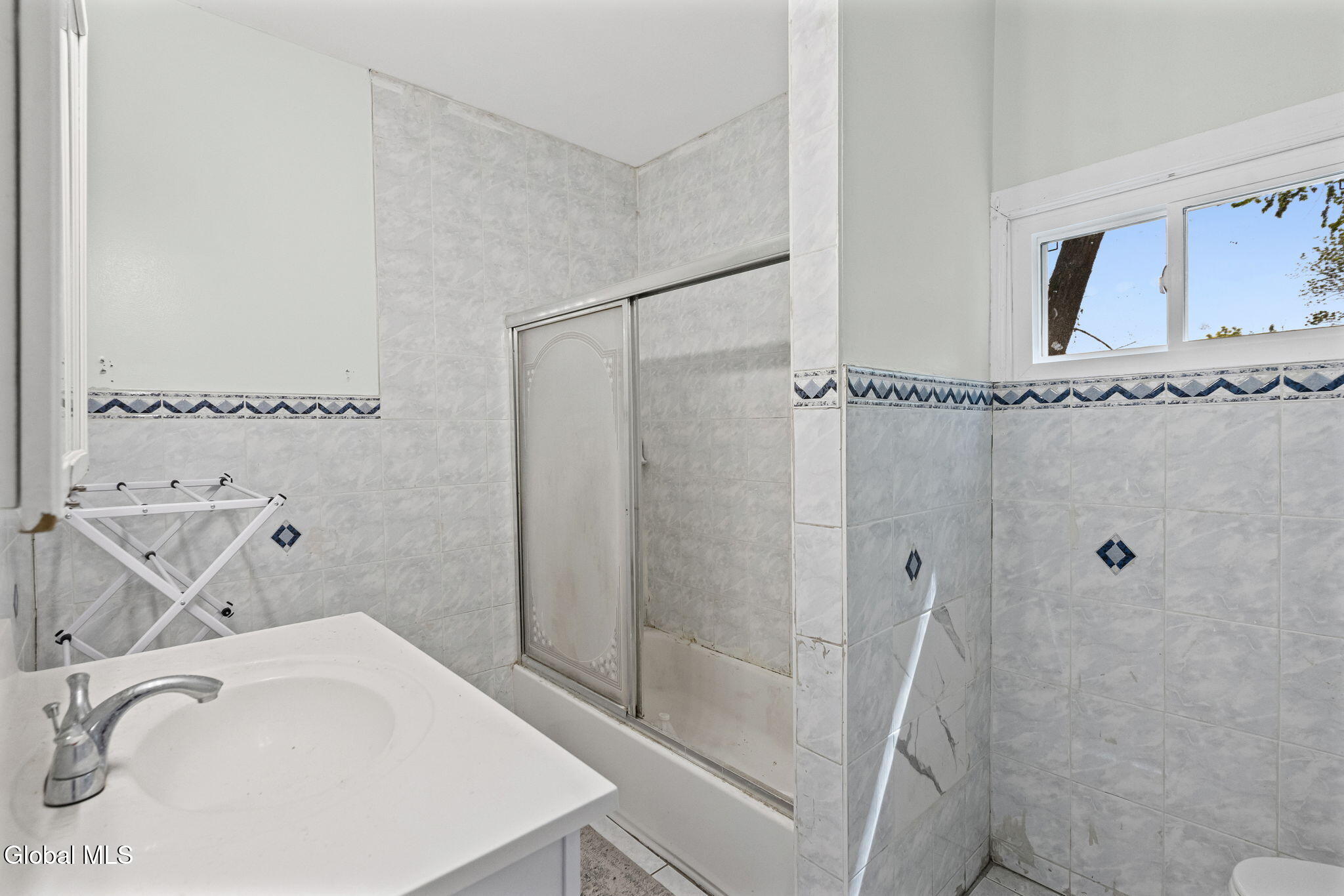 1047 Bridge Street Schenectady NY 12303