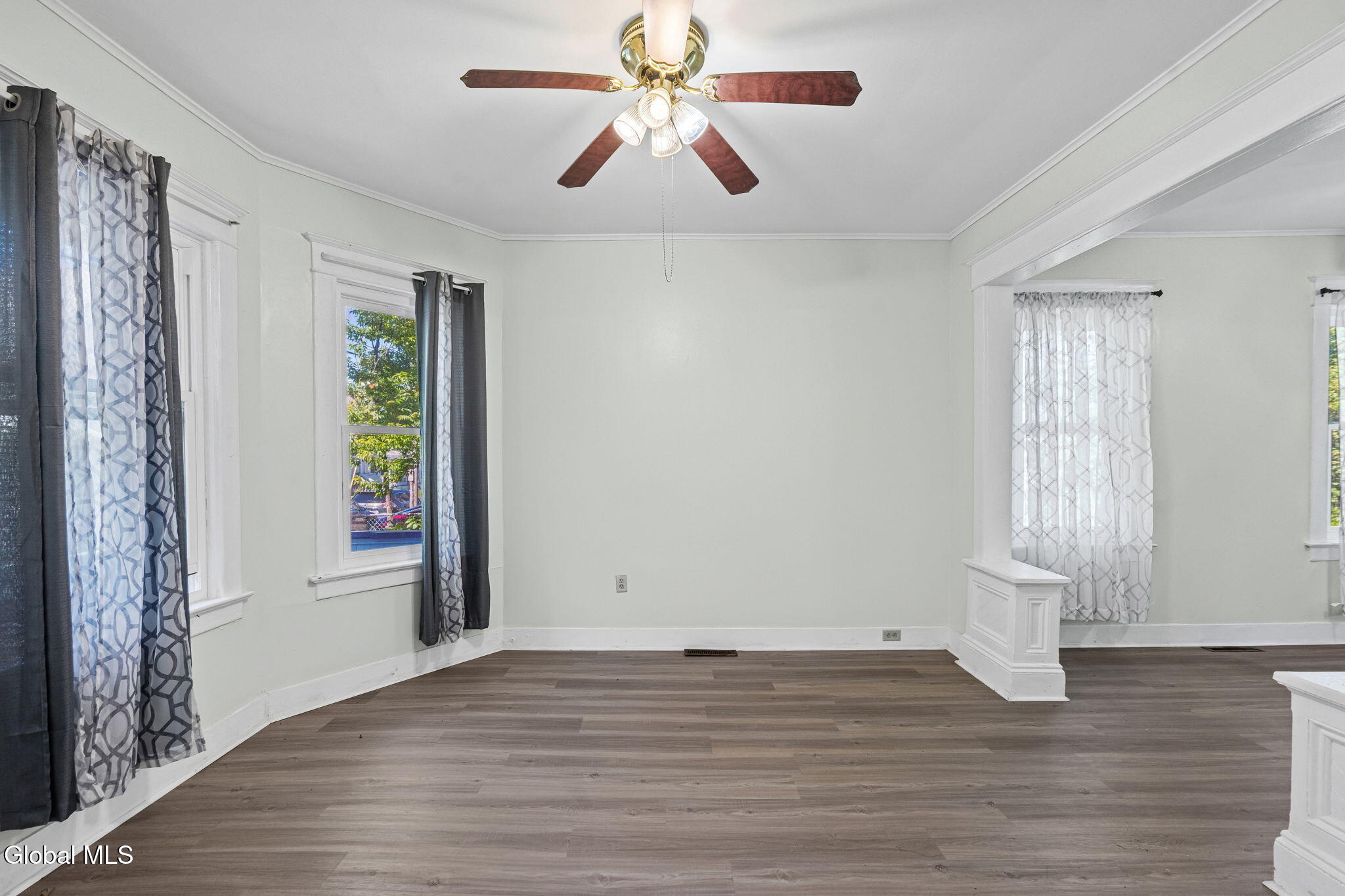1047 Bridge Street Schenectady NY 12303