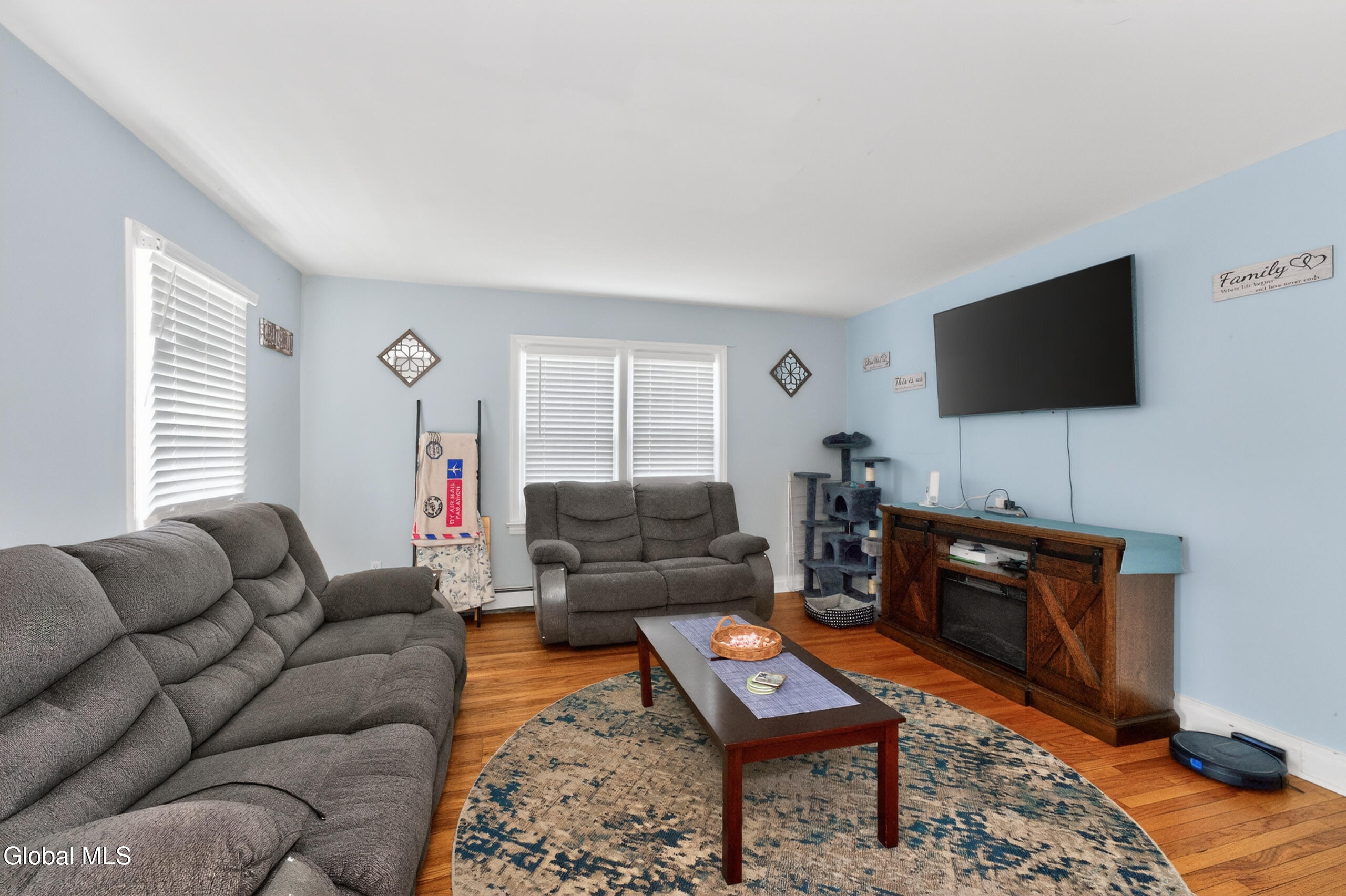 27 Highland Avenue Colonie NY 12205