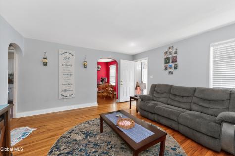 27 Highland Avenue Colonie NY 12205