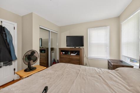 27 Highland Avenue Colonie NY 12205