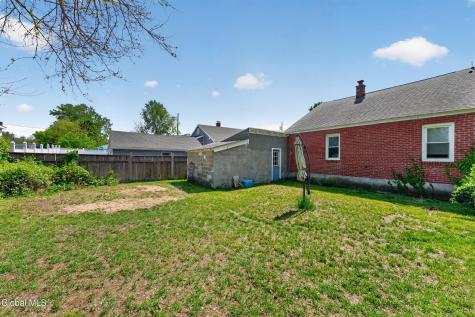 27 Highland Avenue Colonie NY 12205