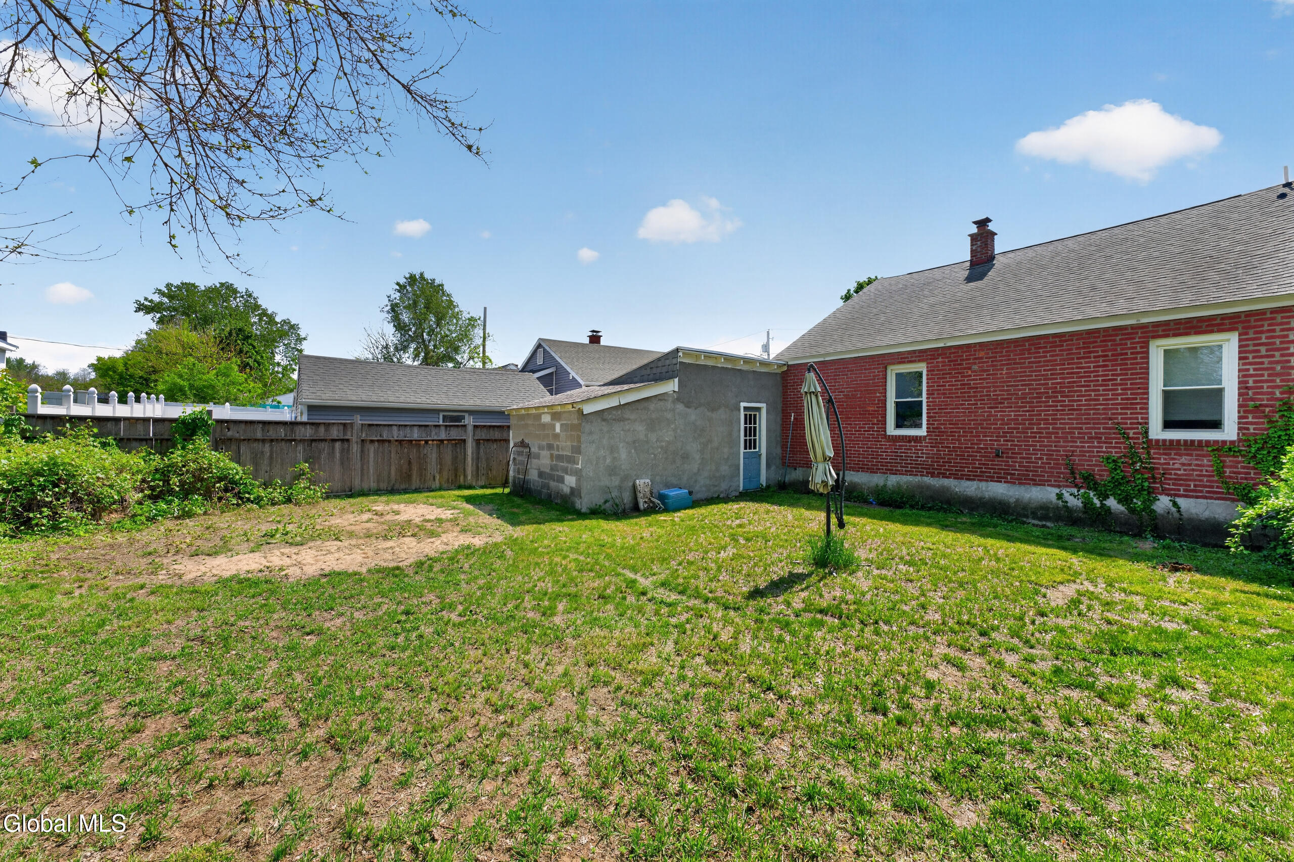 27 Highland Avenue Colonie NY 12205