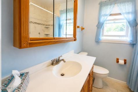 3270 Mcdonald Avenue Schenectady NY 12304