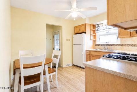 3270 Mcdonald Avenue Schenectady NY 12304