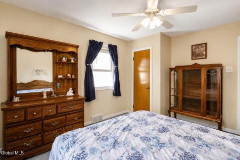 3270 Mcdonald Avenue Schenectady NY 12304