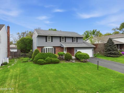 60 Aspen Circle Albany NY 12208