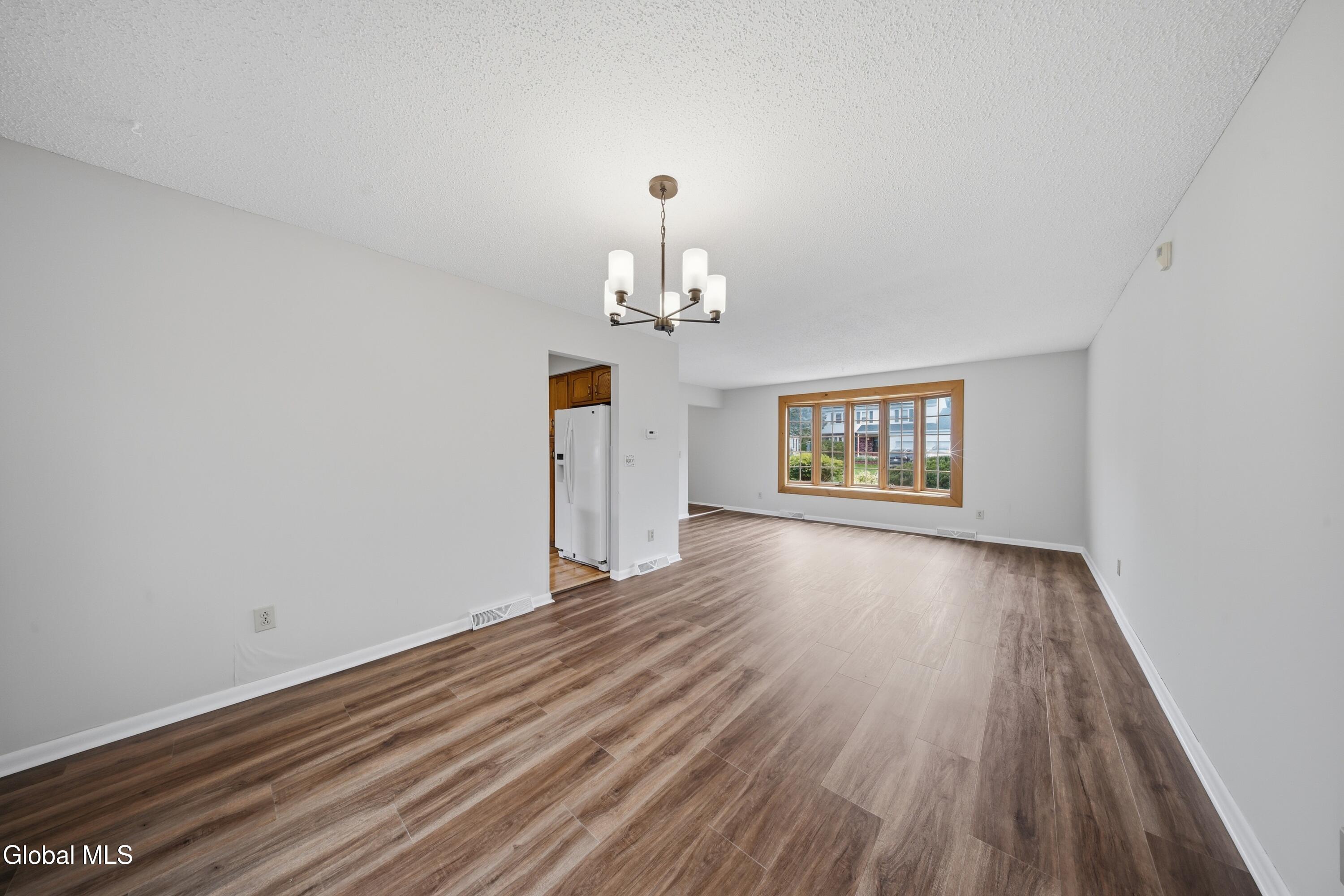 60 Aspen Circle Albany NY 12208