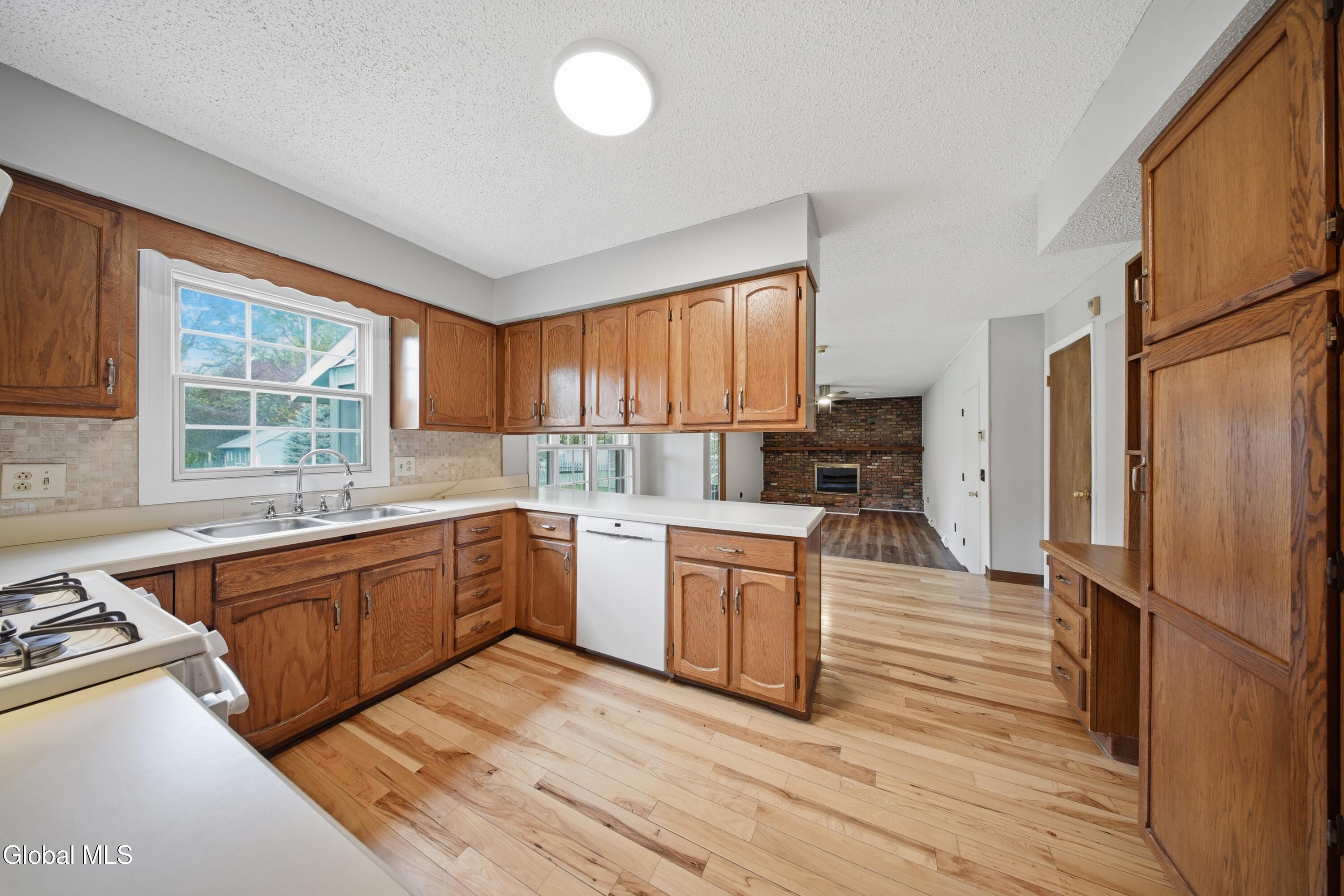 60 Aspen Circle Albany NY 12208