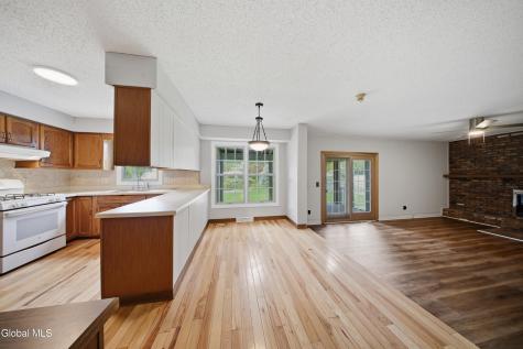 60 Aspen Circle Albany NY 12208