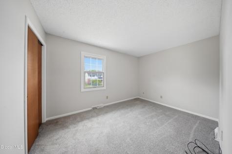 60 Aspen Circle Albany NY 12208