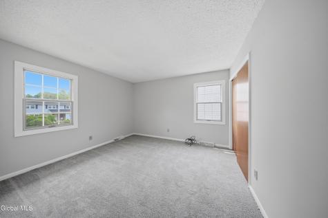 60 Aspen Circle Albany NY 12208