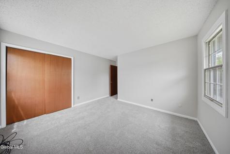 60 Aspen Circle Albany NY 12208