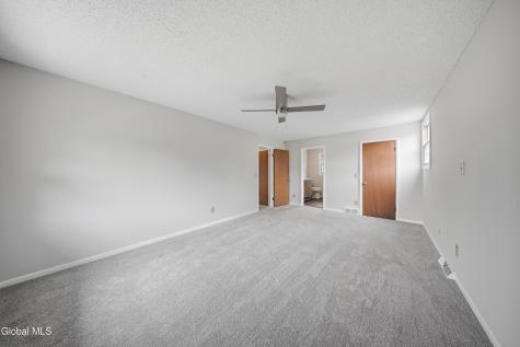 60 Aspen Circle Albany NY 12208