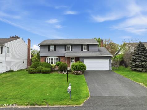60 Aspen Circle Albany NY 12208