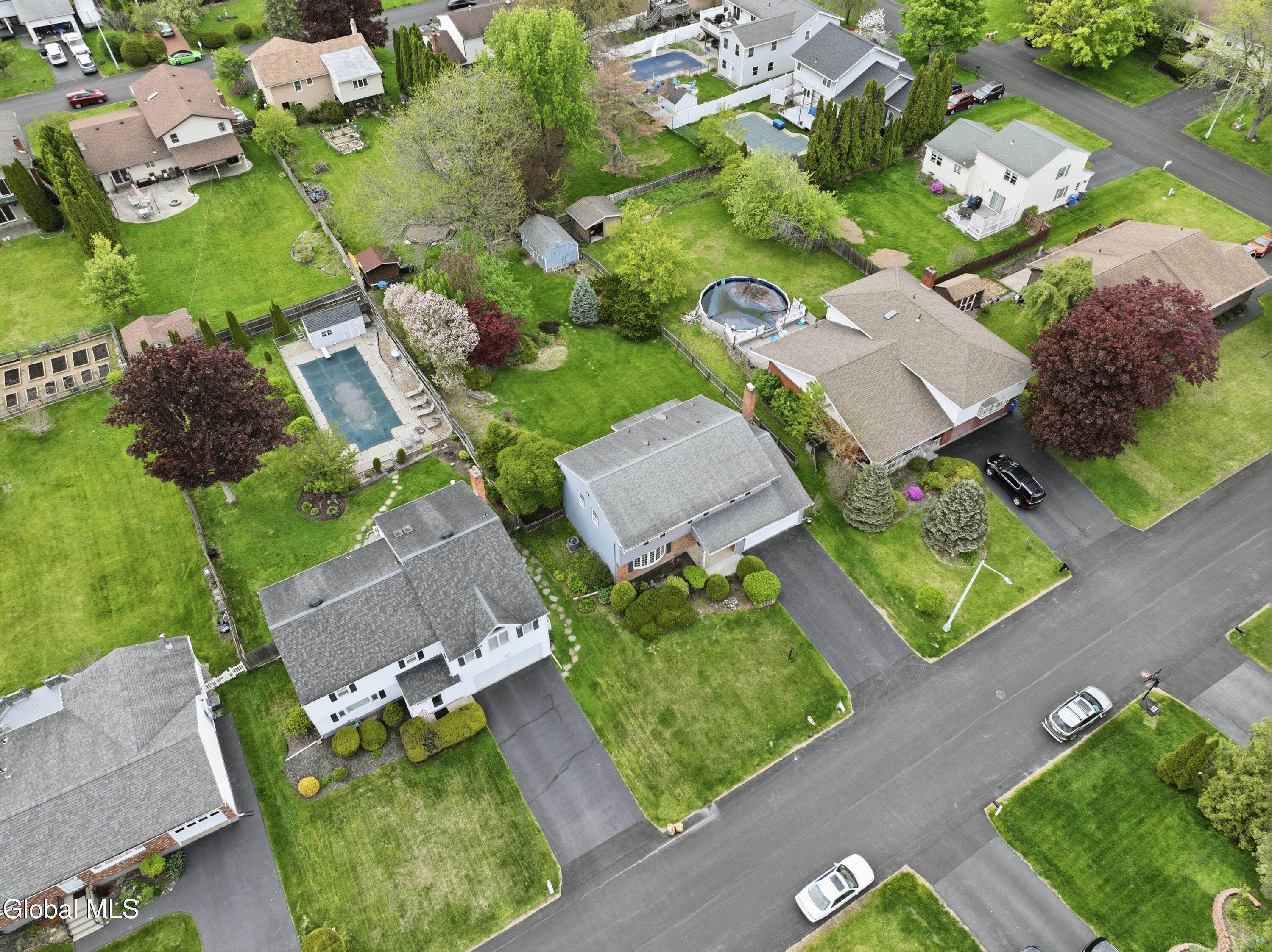 60 Aspen Circle Albany NY 12208