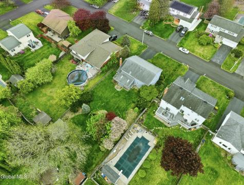 60 Aspen Circle Albany NY 12208