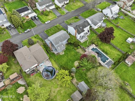 60 Aspen Circle Albany NY 12208