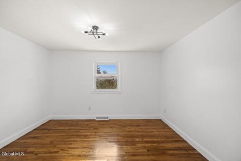 22 Verdi Boulevard Colonie NY 12110