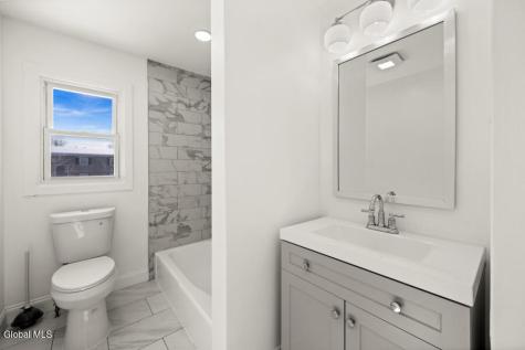 22 Verdi Boulevard Colonie NY 12110