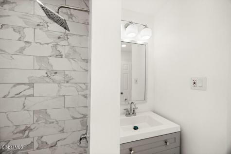 22 Verdi Boulevard Colonie NY 12110