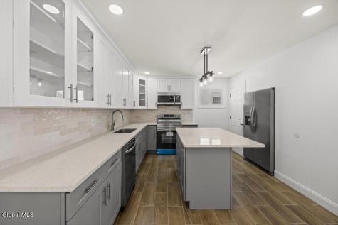 22 Verdi Boulevard Colonie NY 12110