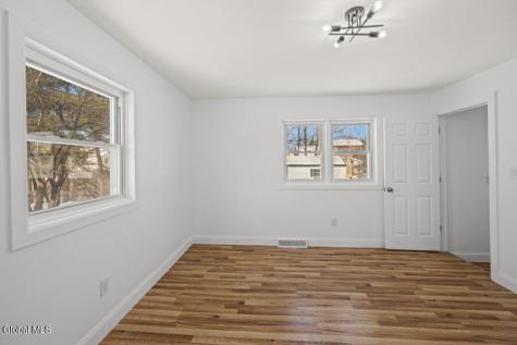 22 Verdi Boulevard Colonie NY 12110