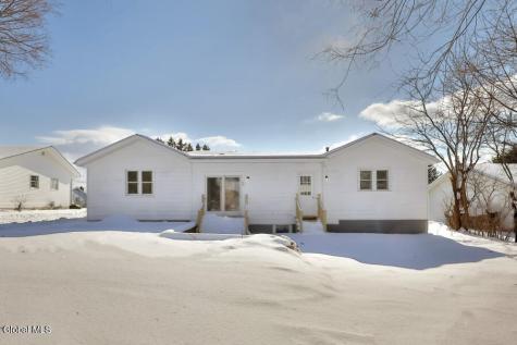 22 Verdi Boulevard Colonie NY 12110