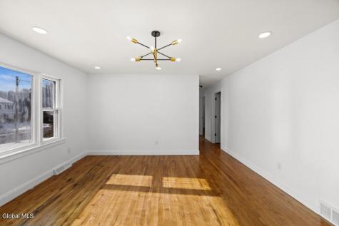 22 Verdi Boulevard Colonie NY 12110