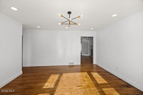 22 Verdi Boulevard Colonie NY 12110