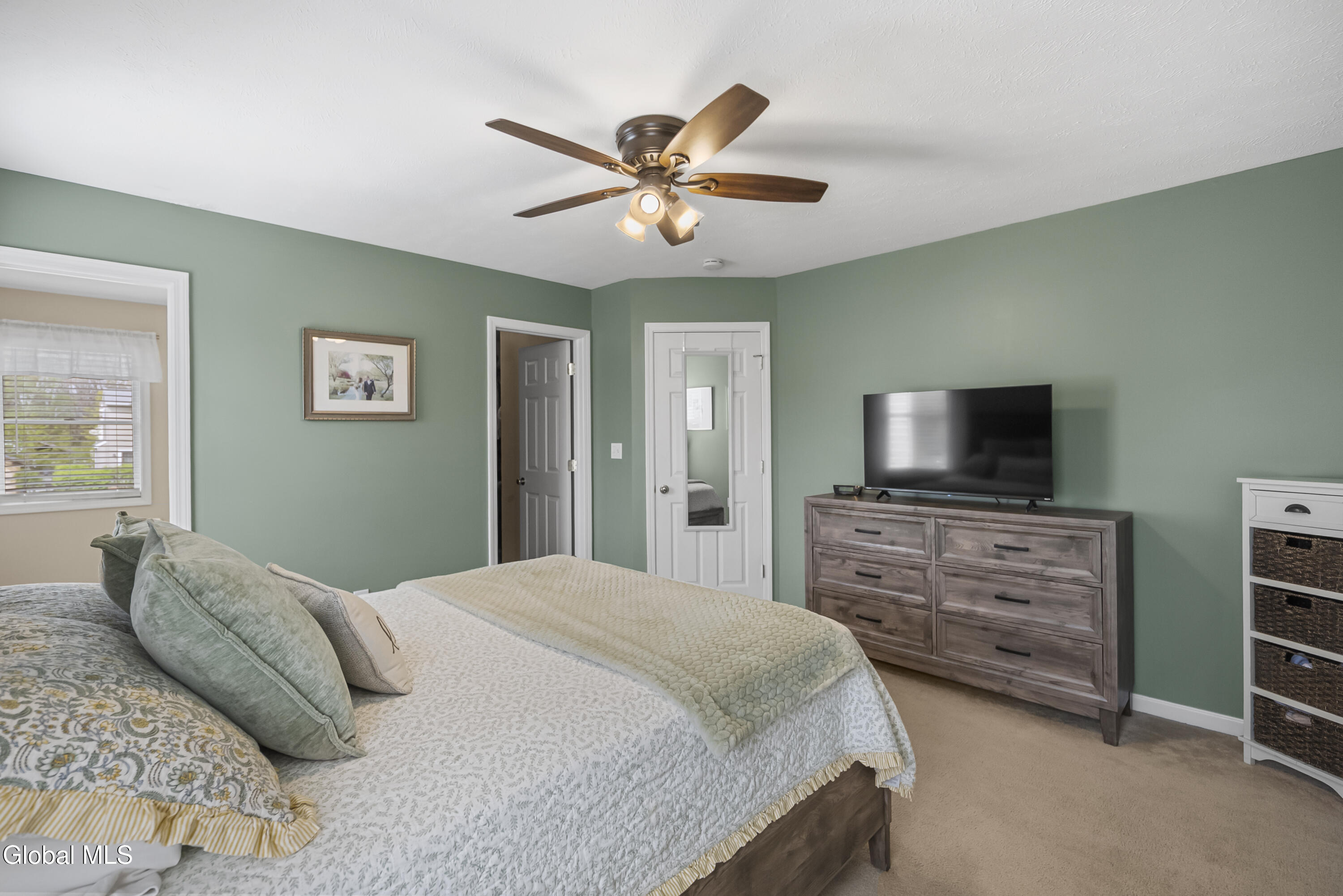 6 Hilltop Drive Cohoes NY 12047