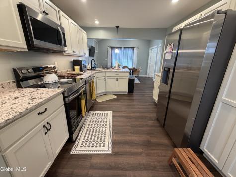 11 Hanifin Avenue Albany NY 12205