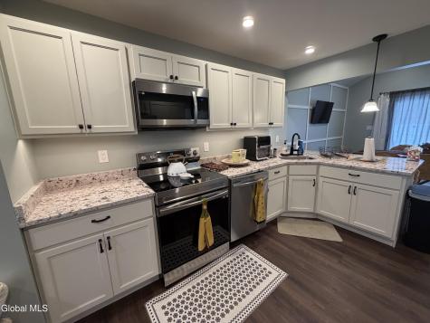 11 Hanifin Avenue Albany NY 12205