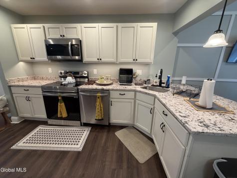 11 Hanifin Avenue Albany NY 12205