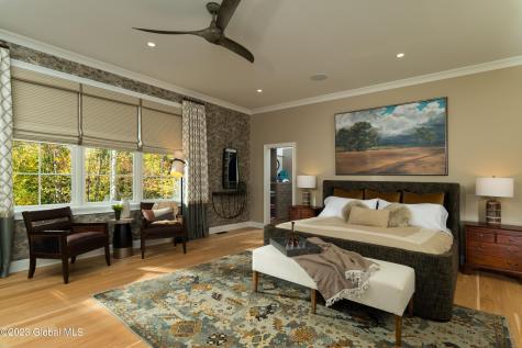 10 Edgewood Drive Clifton Park NY 12065