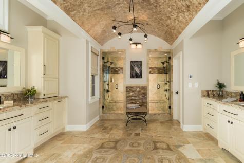 10 Edgewood Drive Clifton Park NY 12065