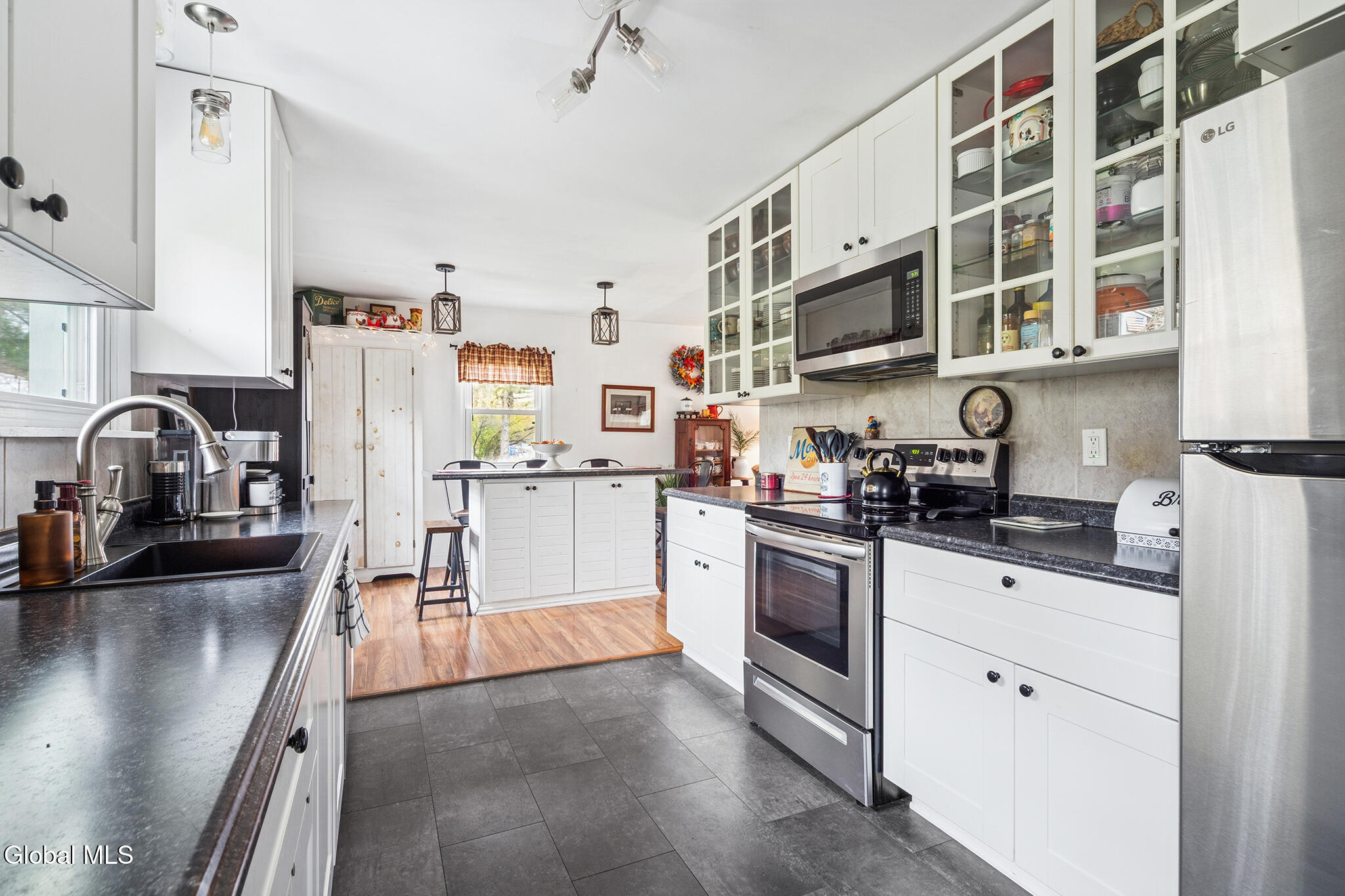 64145 Ny-10 Stamford NY 12167