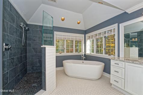 13 Cobble Hill Drive Gansevoort NY 12831