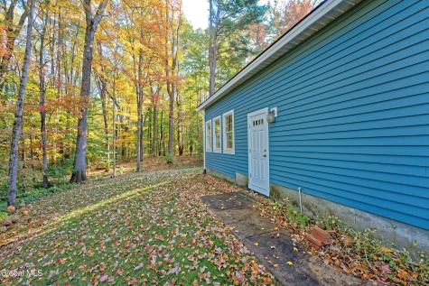 13 Cobble Hill Drive Gansevoort NY 12831