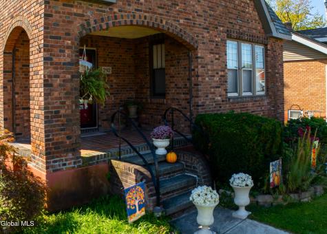 292 Whitehall Road Albany NY 12209