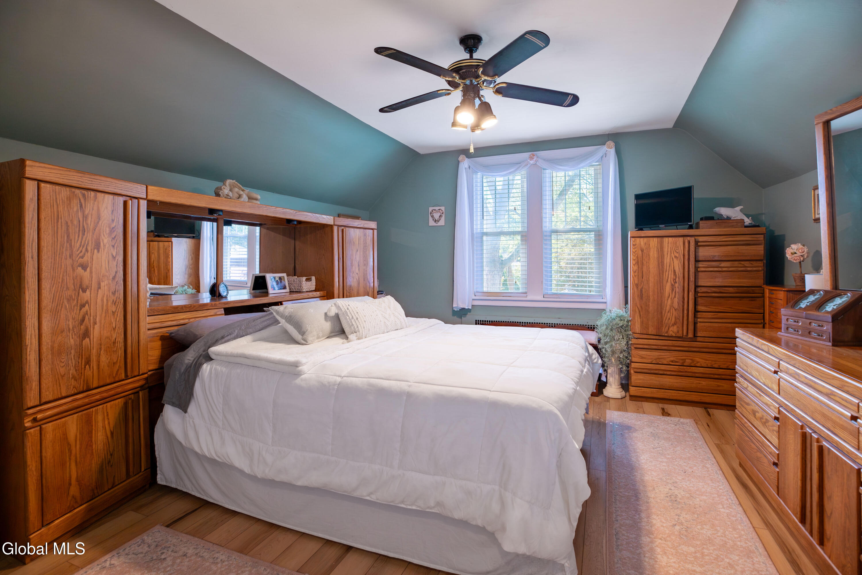 292 Whitehall Road Albany NY 12209