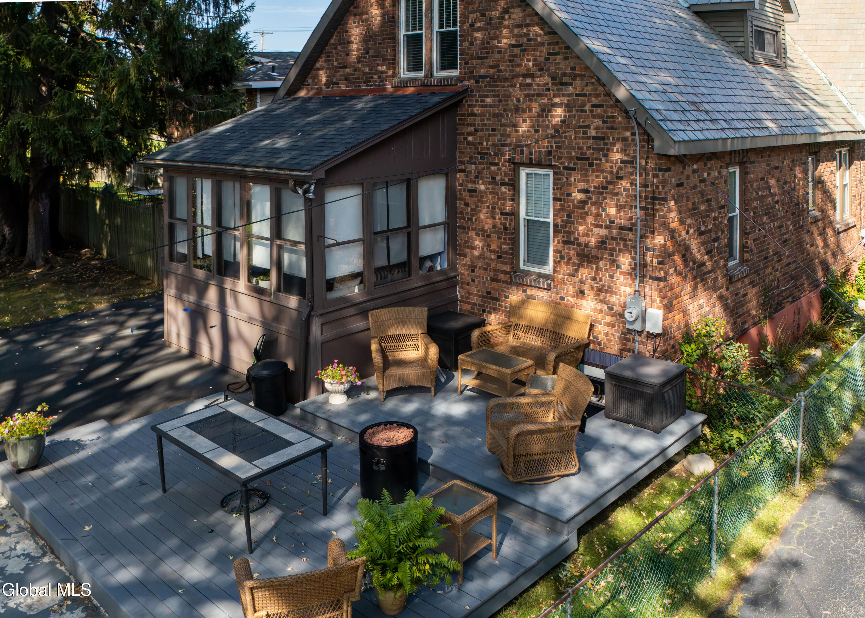292 Whitehall Road Albany NY 12209