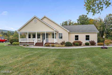 376 New Salem Road Voorheesville NY 12186