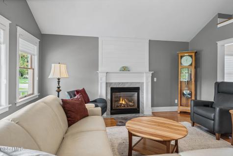 376 New Salem Road Voorheesville NY 12186
