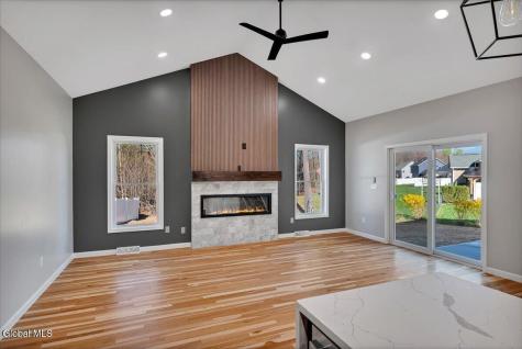 105 Diamond Place Schenectady NY 12306