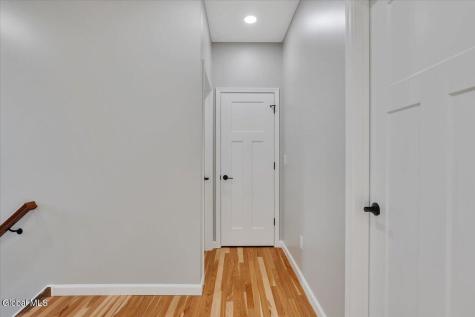 105 Diamond Place Schenectady NY 12306